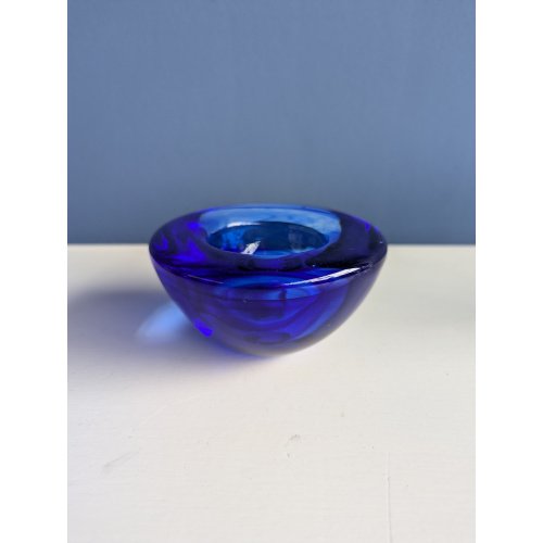 Kosta Boda glass bowl- swirl- aqua blue (photo 9 of 10)