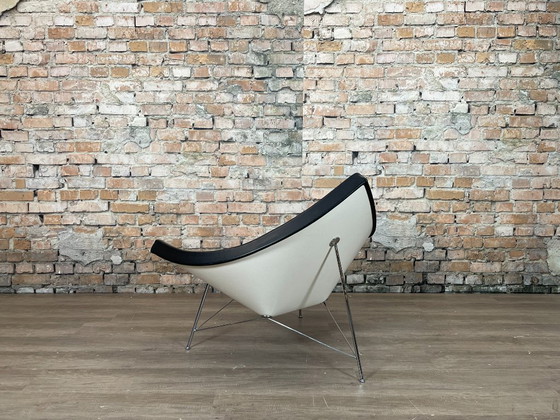 Image 1 of Vitra Coco