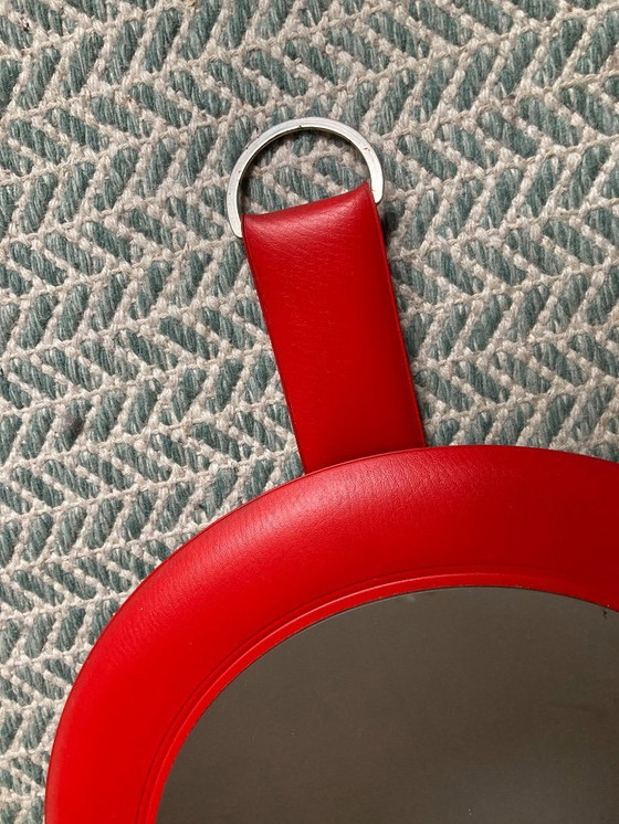 Image 1 of Rond & Rood - Vintage Spiegel - Wandspiegel in een kunstleren lijst