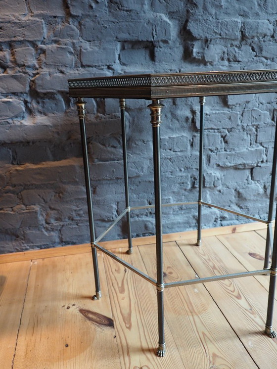 Image 1 of Mesa auxiliar Charles & Fils con patas de león y madera de raíz hexagonal