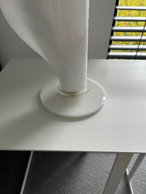 Image 1 of Llama de Wout Wessemius