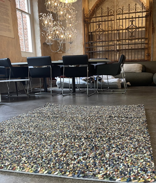 Tapis Brink and Campman Dots 170407