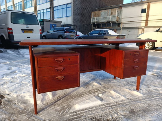 Image 1 of Scrivania Kai Kristiansen in teak vintage classica