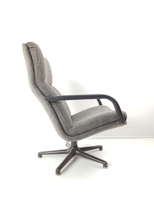 Artifort Swivel Armchair Gray Brown Melange F154