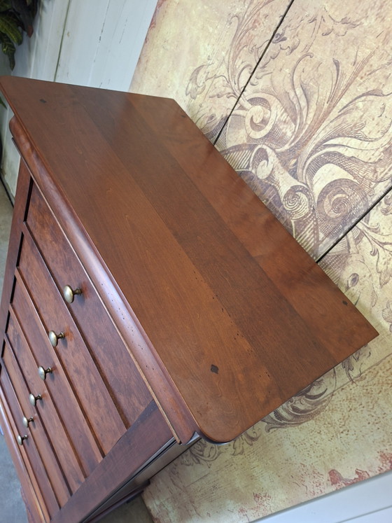 Image 1 of Klassieke kersen ladenkast, apothekerskast. archiefkast afm. 71x41cm en 130cm hoog.
