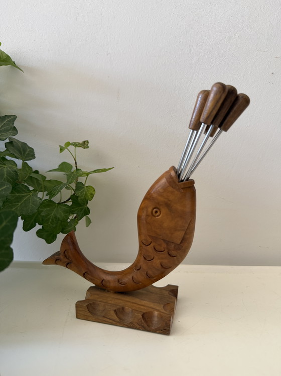 Image 1 of Palillos de cóctel de madera en soporte, década de 1970.
