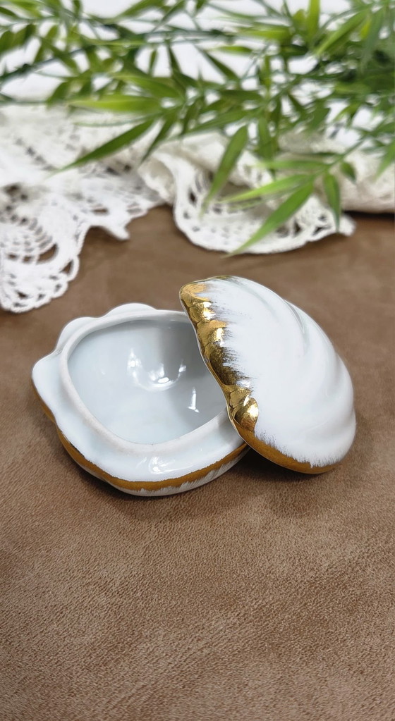 Antigua caja de joyas Limoges, Objetos decorativos, Porcelana, Blanco (foto 8 de 8)