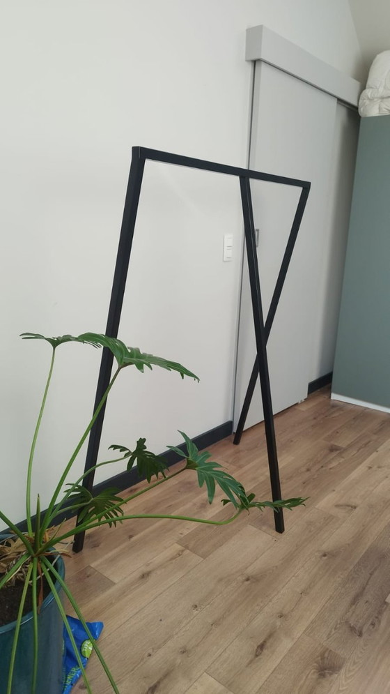 Image 1 of HAY Kleiderständer - Schlaufenständer für Kleiderschränke, Schwarz