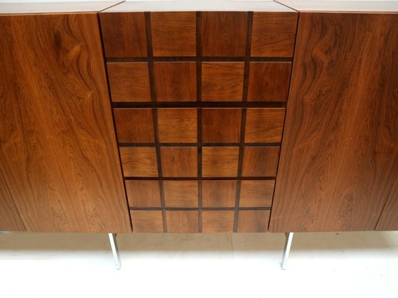 Image 1 of Uniek vintage design dressoir van palissander met bargedeelte uit de jaren ’60