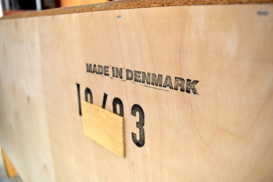 Image 1 of Deens dressoir/commode uit de jaren 70, vintage model.