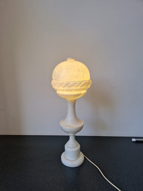 Image 1 of Große Marmor-Tischlampe, Stehlampe, Kugelform, Pilzform