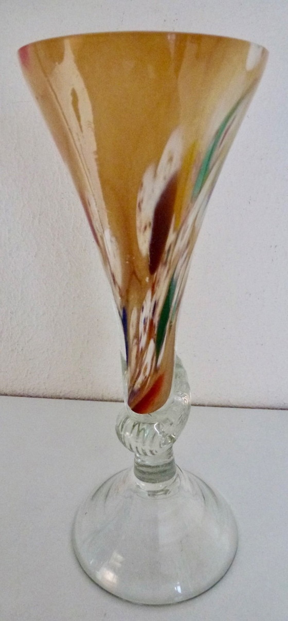 Image 1 of Vaso decorativo vintage, un'opera d'arte in vetro soffiato con bicchieri "confetti".