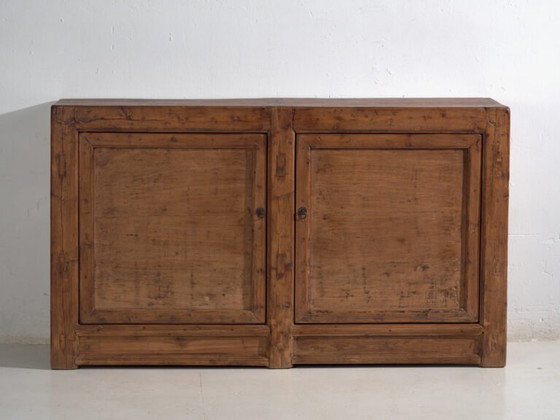 Tall Chinese sideboard in carved pine with geometric panels – Gansu, circa 1930 – Sideboard cabinet (photo 27 of 40)