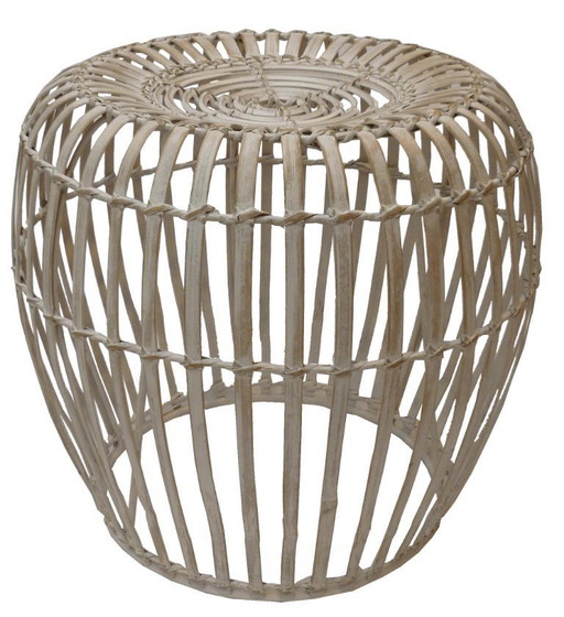 Poefjes in rotan white wash