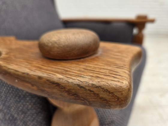 Image 1 of 1970er Hochlehner dänischer Sessel mit Fußhocker, Möbel Wollstoff, Eichenholz massiv