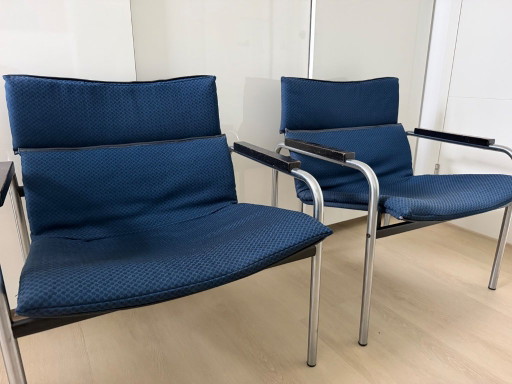 Fauteuil Kembo Lounge de Just Meijer – stoelen fauteuils, Metal, Textile