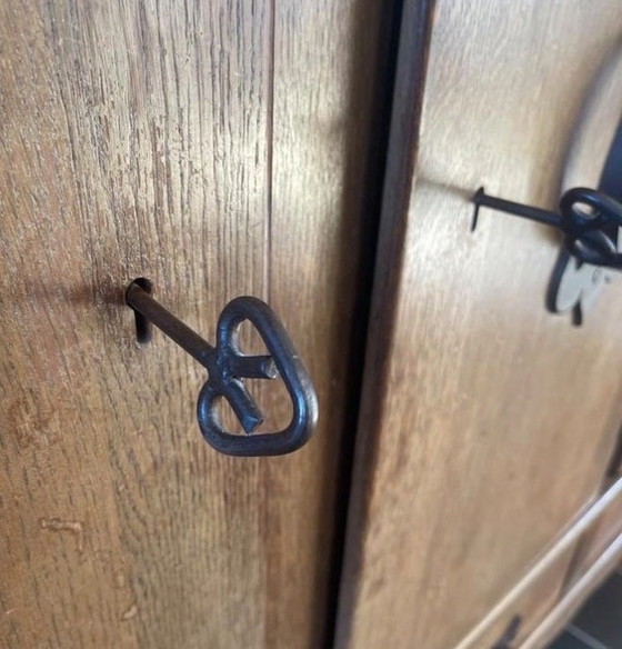 Image 1 of Brutalist kast 