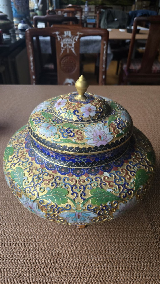 Image 1 of Chinese cloisonné pot met deksel