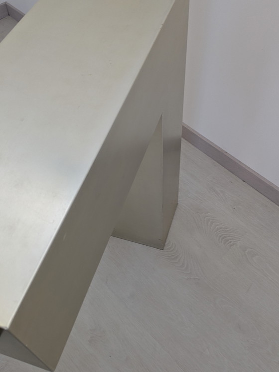 Image 1 of Roberto Mora, Dilmos - Console "Crasi" - Eigentijds ontwerp