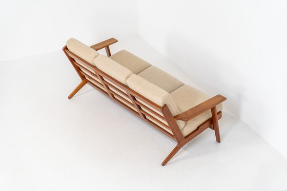 Image 1 of Early GE-290 3-seater sofa in oak by Hans J. Wegner for Getama (Denmark, 1953).