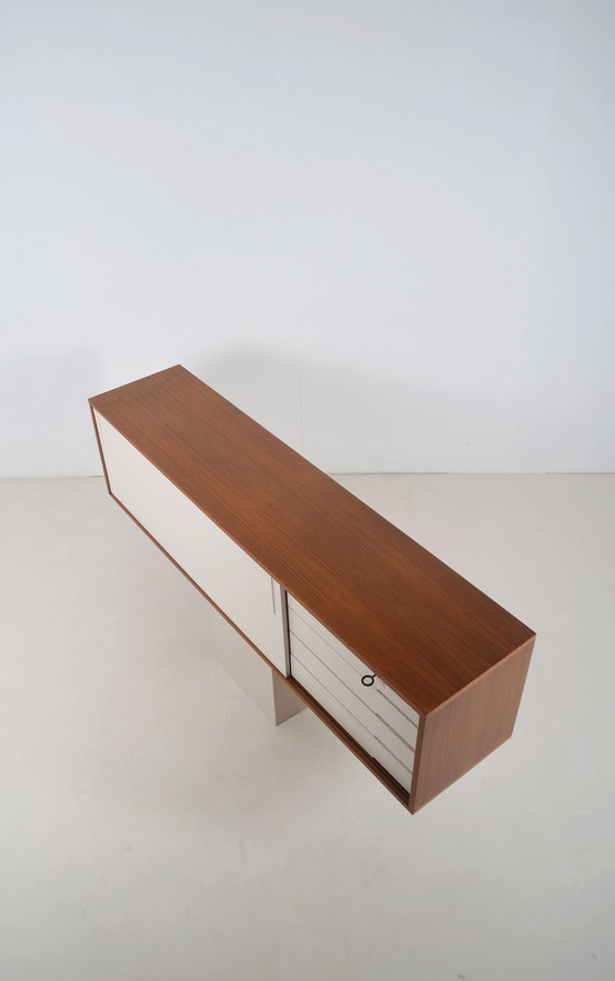 Image 1 of Zwevende vintage sideboard, jaren '60