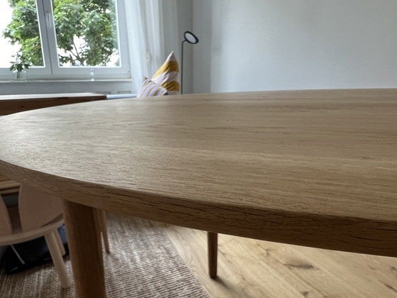 Image 1 of Fdb Møbler - C62E Bjørk Extendable oak table Round wooden table