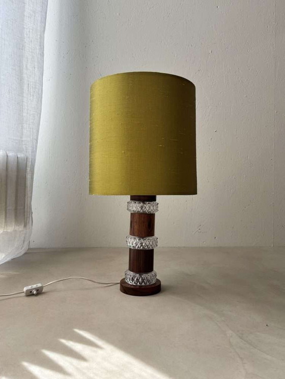 Image 1 of Lampe de table vintage en bois de rose cristal verre 1960s Fagerlund