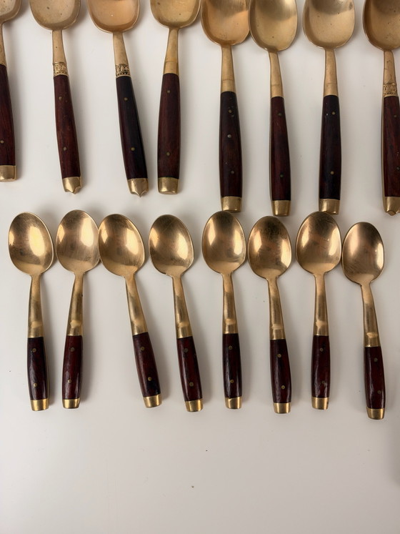30-piece Vintage Danish Scandinavian Cutlery 1960 – Cutlery Sets, Gold, Wood (photo 8 of 10)