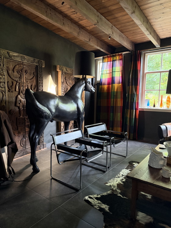 Cavallo con paralume. A grandezza naturale. Poliestere. – Moooi, Lampade da terra, Polyester (photo 5 of 5)