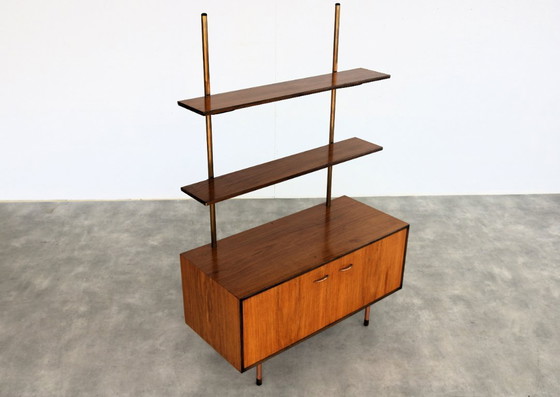 Image 1 of Librería antigua de nogal, pieza rara