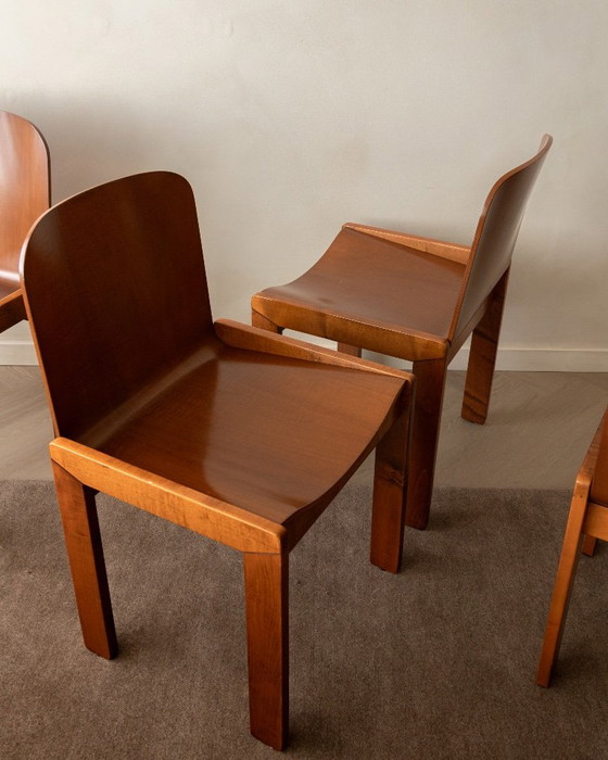 Sillas de comedor italianas de contrachapado, atribuidas a Molteni, años 70, juego de 4 – Molteni&C, Wood (photo 8 of 24)