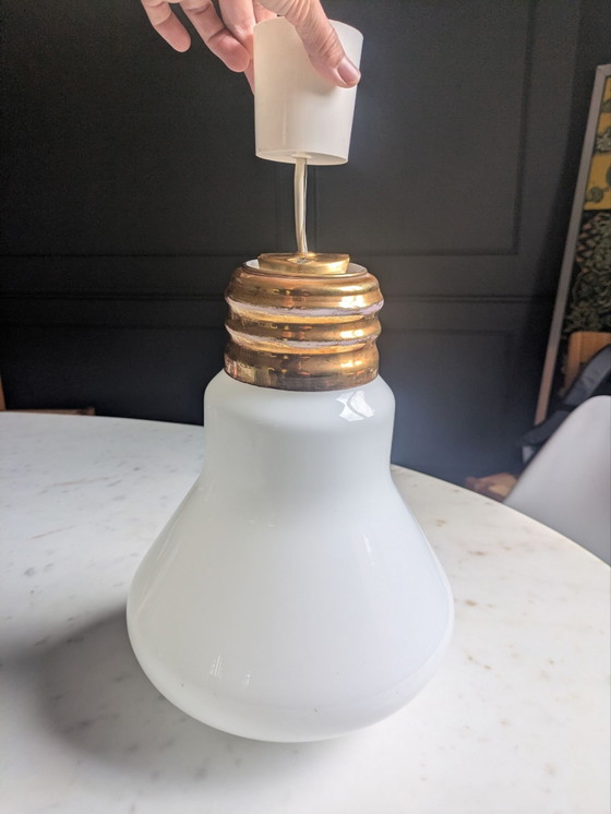 Vintage Pendant lamp Giant Bulb dlg by Ingo Maurer. Opaline, Glass, Brass, Gold (photo 14 of 15)