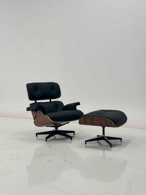 Herman Miller Charles en Ray Eames voor Lounge Chair met voetenbank