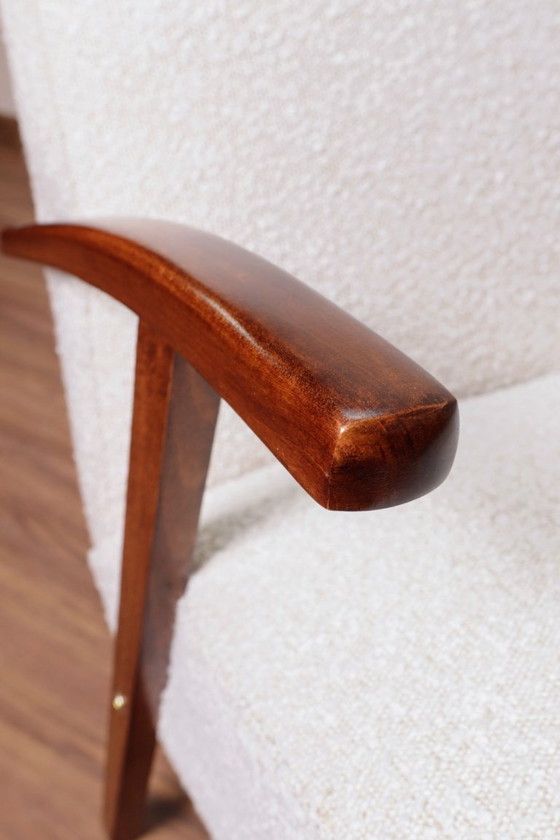 Image 1 of Poltrona vintage in perla con bouclé, 1960, restaurata