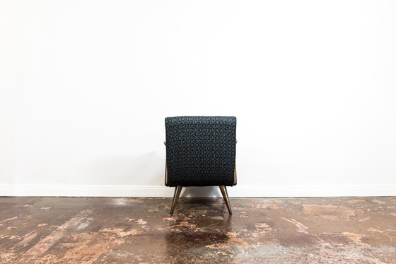 Image 1 of Mid-eeuwse fauteuil Type 300-110 van GFM, Polen, jaren 1960