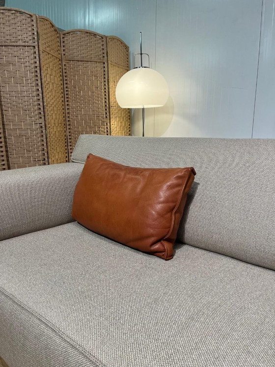 Image 1 of Come nuovo design disponibile su Stock Block Cuscino in pelle marrone