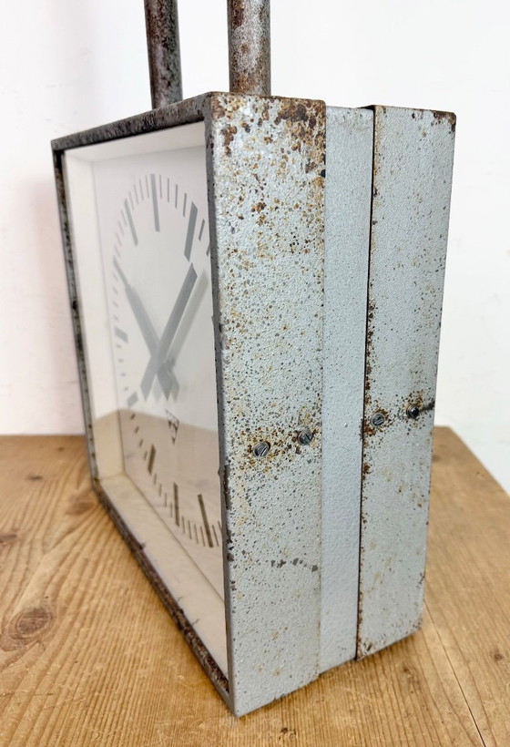Image 1 of Reloj de techo industrial cuadrado de doble cara de Pragotron, década de 1970