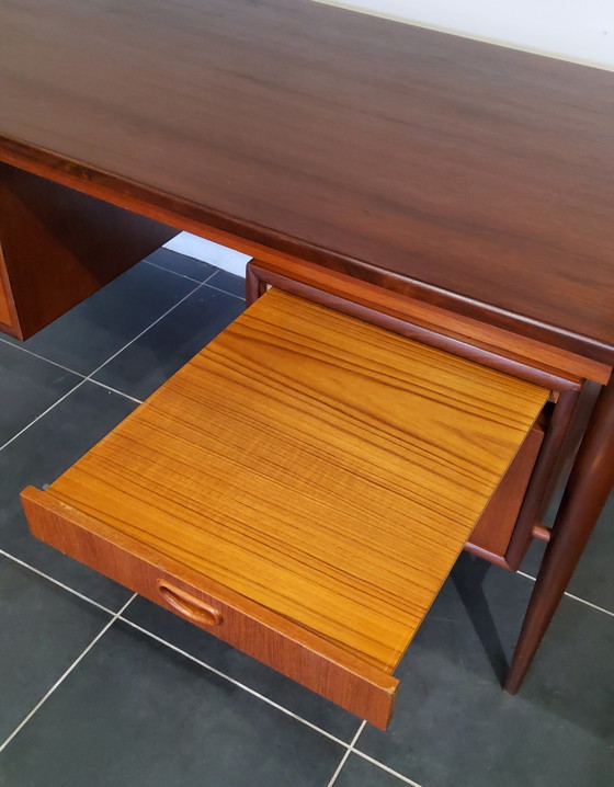 Image 1 of Oswald Vermaercke Office - V-Form - Belgium