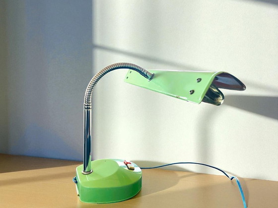 Image 1 of Mid Century Modern fluoreszierende retro grüne Schreibtischlampe