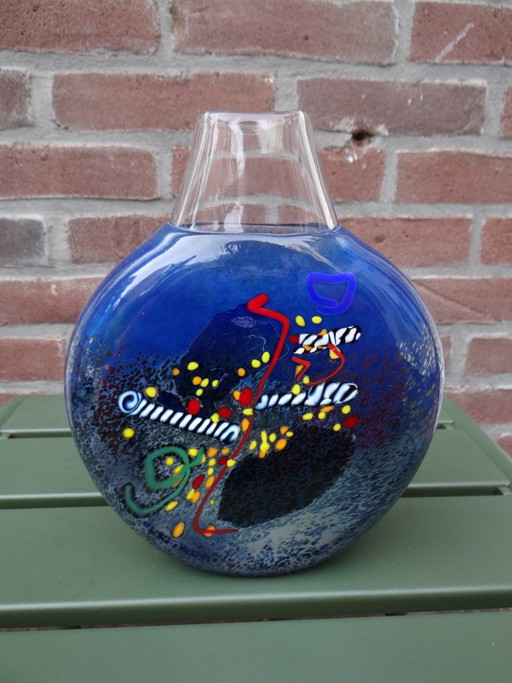 Signed Bertil Vallien for Kosta Boda ‘Meteor’ Blue Glass Vase Denmark – vazen (photo 2 of 9)