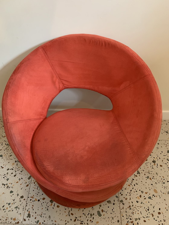 Image 1 of Sedia con nastro a spirale rosso