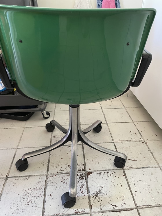 Vintage Tecno bureaustoel met wieltjes – Eetkamerstoelen, Plastic (photo 3 of 10)