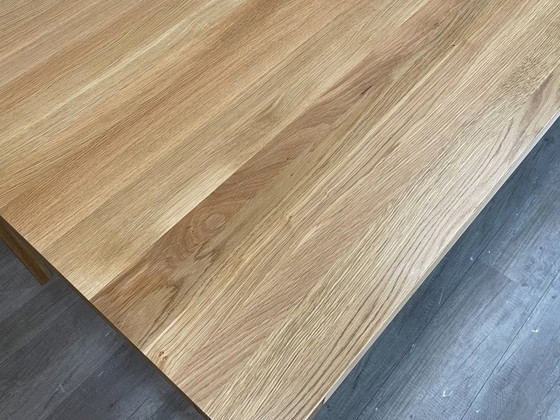 Sav & Okse Rikke mittelgroß - Holz | De Machinekamer, Esstische, Beige (Foto 2 von 8)