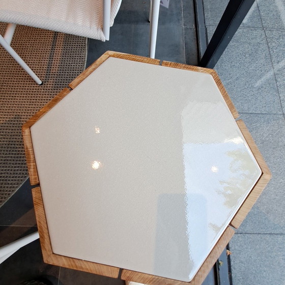 Image 1 of Table d'appoint hexagonale Tribù