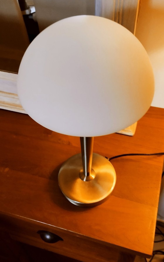 Image 1 of Lampada da tavolo retrò touch a tre posizioni.