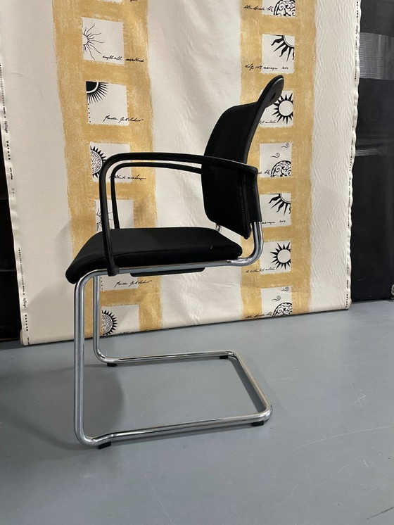 Image 1 of Comfortable office chair