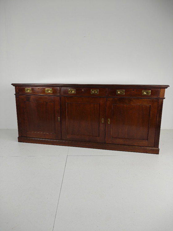 Image 1 of Comò/credenza inglese in mogano dei primi del XX secolo – Accessori da campagna in ottone