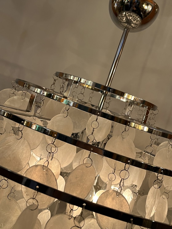 Image 1 of Suspension vintage en nacre et opaline, lustre