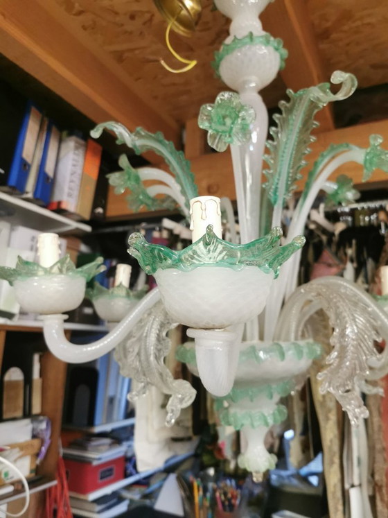 Image 1 of Lustre à sept bras en verre de Murane, soufflé à la main et de style vénitien