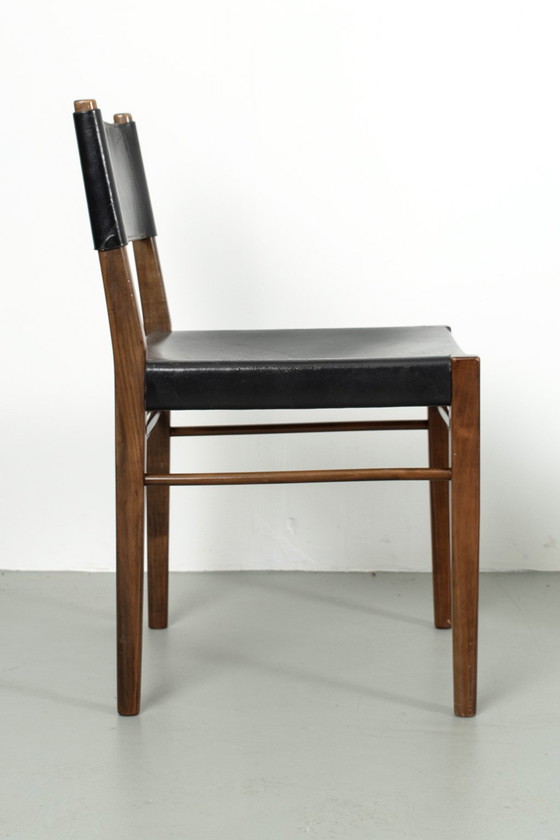 Image 1 of Ensemble de 5 chaises vintage en cuir robuste